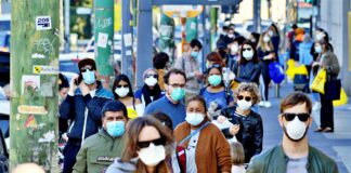 Vaccinarea COVID-19 între oportunitățile locului și (ne)încrederea instituțională