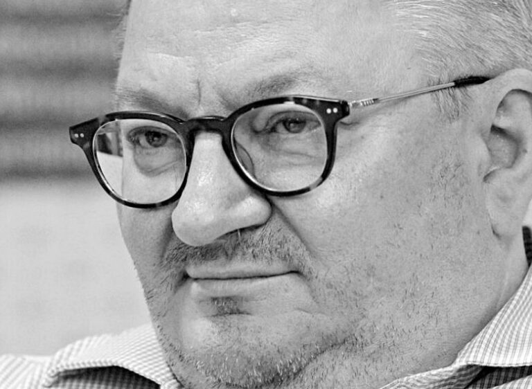 Se teme România de o Ucraină puternică? Interviu cu istoricul Armand Goșu