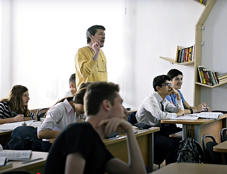 Formarea și perfecționarea profesorilor: cronica unui nou viitor eșec