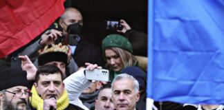 Unionismul fardat al AUR – De ce lasă România extremiștii să paraziteze (relația cu) Republica Moldova?