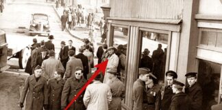 Imagini imposibile: De ce vedem telefoane mobile în fotografii din 1928 și 1943